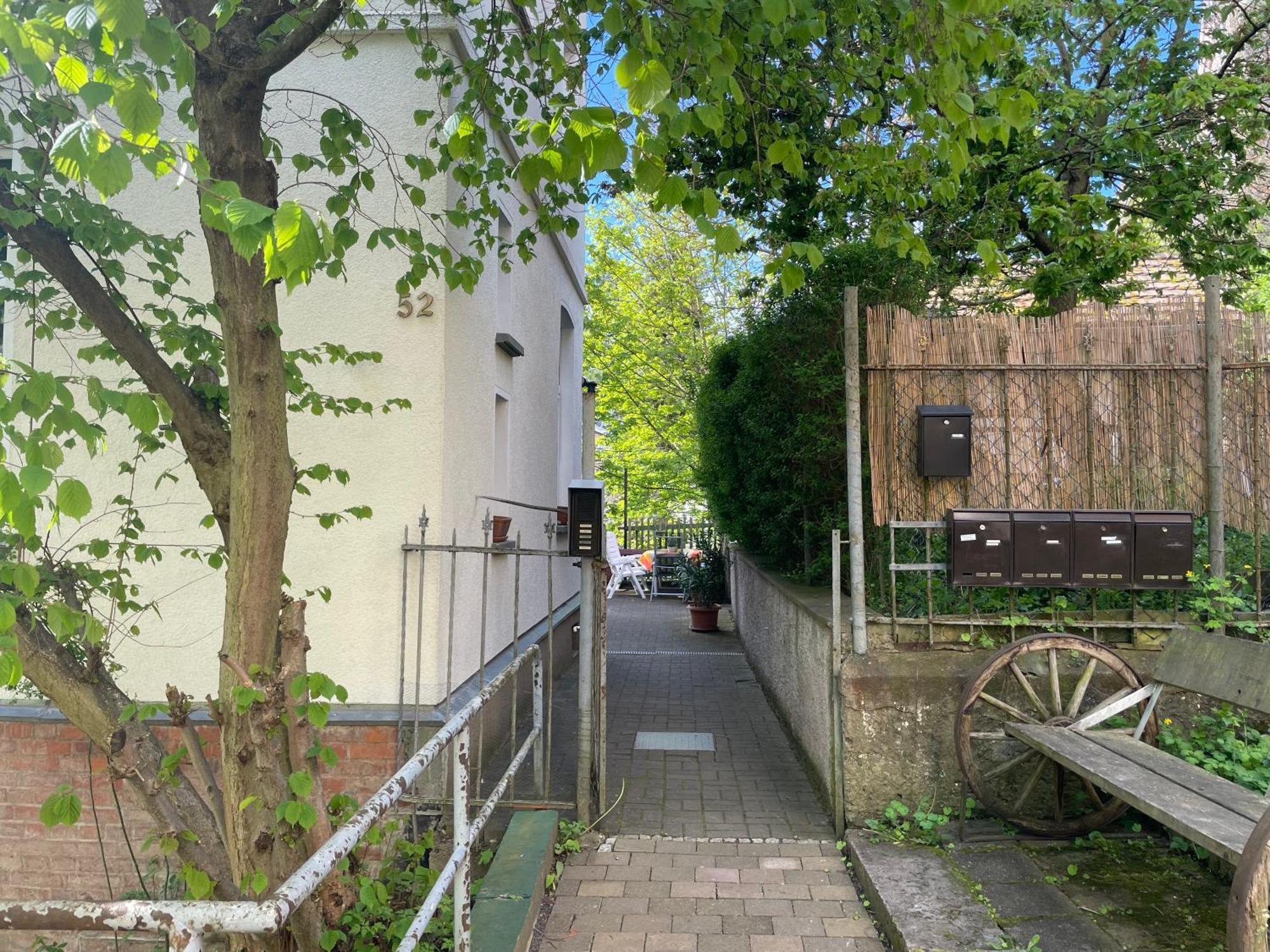 Zentral Gelegenes Apartment Am Fusse Der Wartburg Эйзенах Экстерьер фото