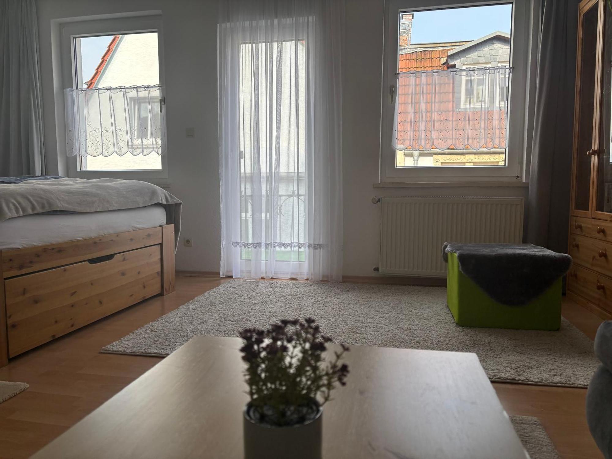 Zentral Gelegenes Apartment Am Fusse Der Wartburg Эйзенах Экстерьер фото