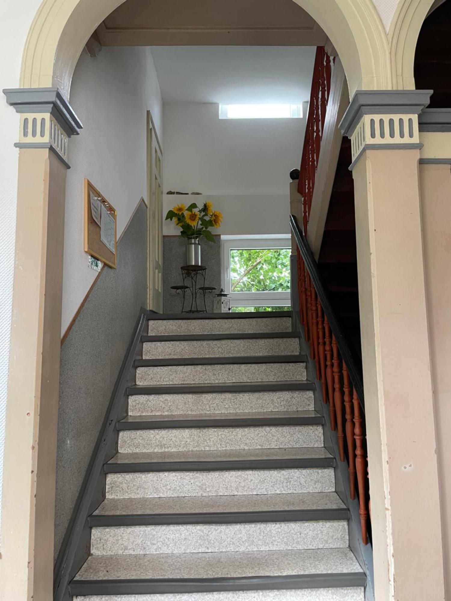 Zentral Gelegenes Apartment Am Fusse Der Wartburg Эйзенах Экстерьер фото